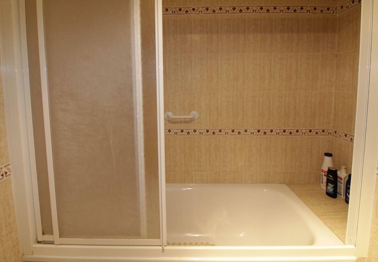 Apartamento Calle Cruz ฟูเอนฮิโรลา ภายนอก รูปภาพ